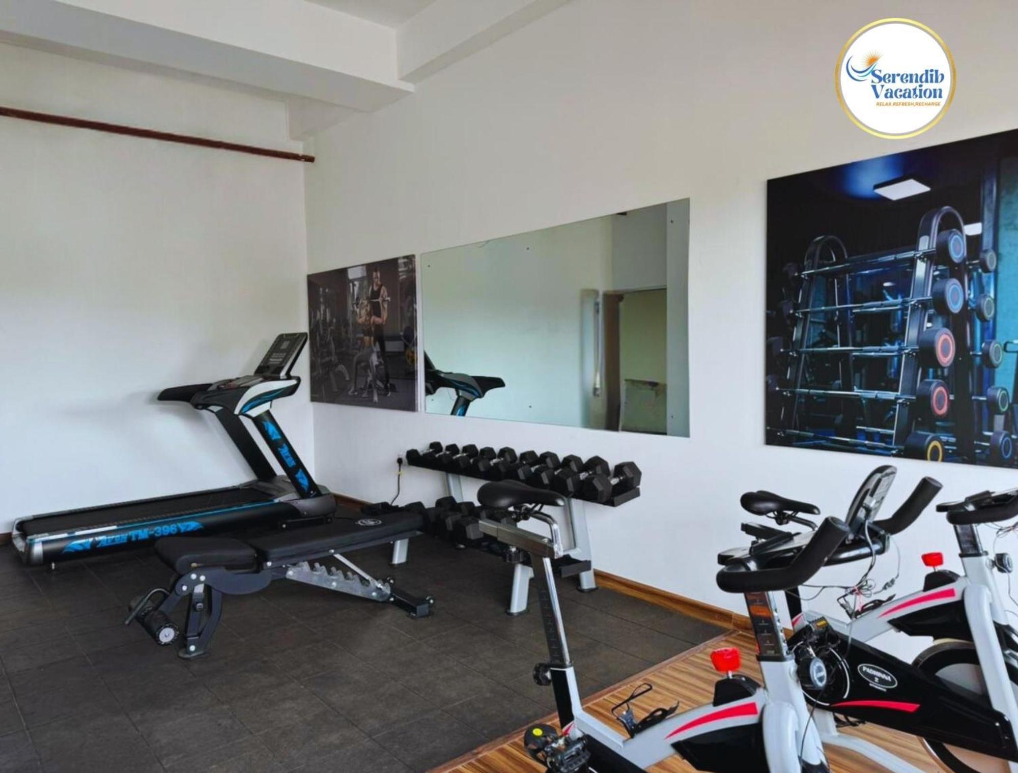 Negombo Ocean Breeze - Bliss On The Beach Luxury Apartments By Serendib Vacation Екстериор снимка