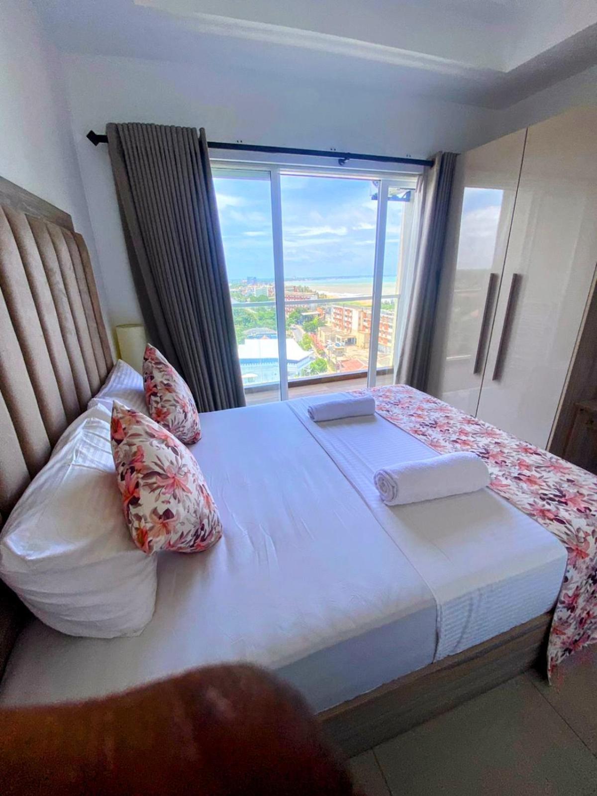 Negombo Ocean Breeze - Bliss On The Beach Luxury Apartments By Serendib Vacation Екстериор снимка